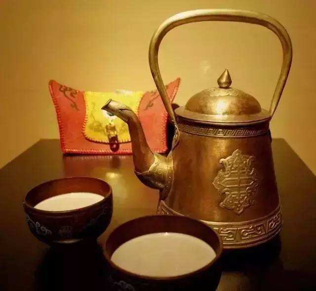 蒙古奶茶